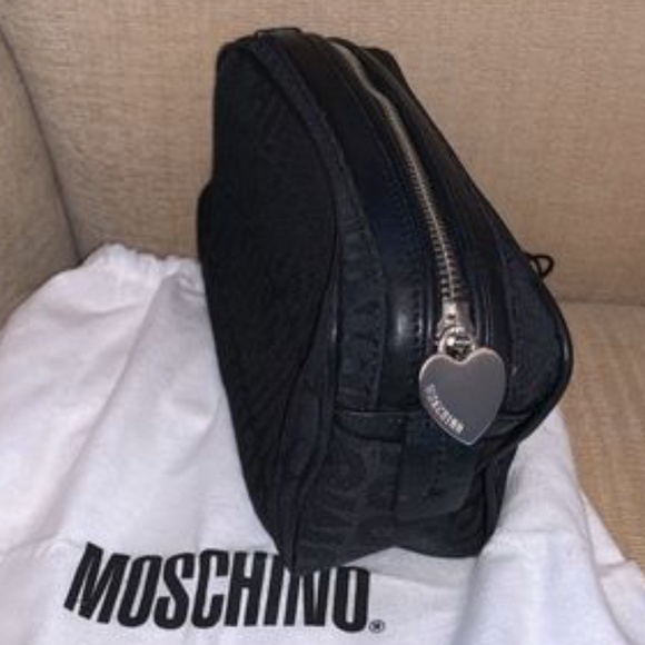 Moschino Deluxe Cosmetic Case - Picture 3 of 16